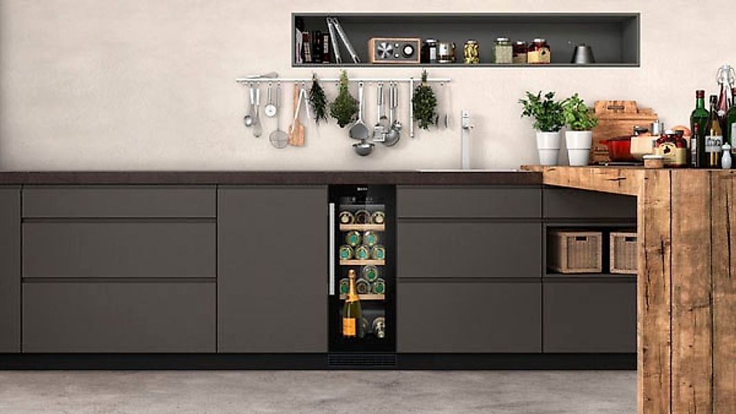 NEFF Weinkühlschrank "KU9202HF0" für 21 Stk. Standardflaschen á 075l Eine T günstig online kaufen