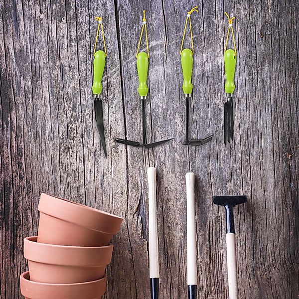 relaxdays Gartenhacke Gartenwerkzeug Set 4-teilig günstig online kaufen