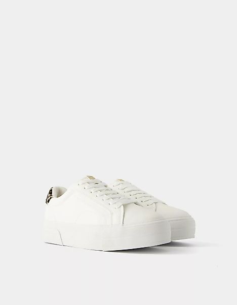 Bershka Sneaker Mit Fersenkappen-Detail Und Animalprint Damen 35 Weiss günstig online kaufen