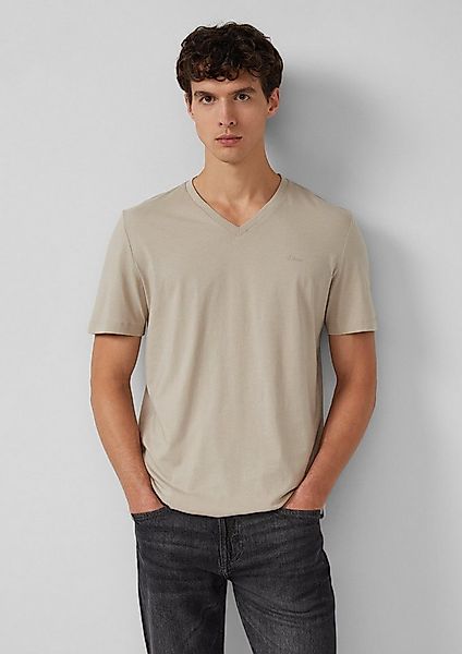 s.Oliver Kurzarmshirt T-Shirt Baumwoll-T-Shirt mit V-Ausschnitt und Logopri günstig online kaufen