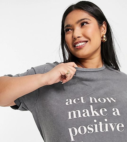 River Island Plus – T-Shirt in Grau mit Slogan günstig online kaufen