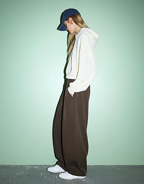 Bershka Joggerhose Mit Barrel-Motiv Damen S Nerzfarbe günstig online kaufen