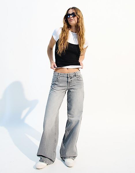 Bershka Low- Waist Jeans Mit Geradem Weiten Bein Damen 40 Grau günstig online kaufen