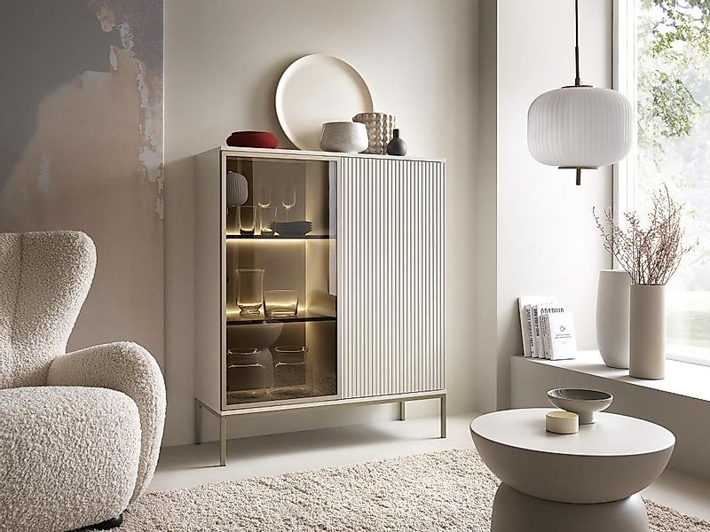 Vitrinenschrank - 2 Türen - mit LED-Beleuchtung - MDF & Rauchglas - Beige & günstig online kaufen