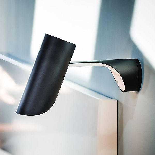 LE KLINT Mutatio - Designer-Wandlampe mit Stecker günstig online kaufen