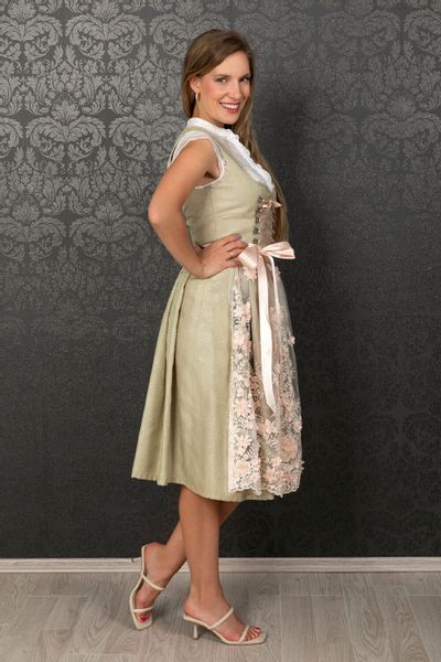 Edelnice Dirndl günstig online kaufen