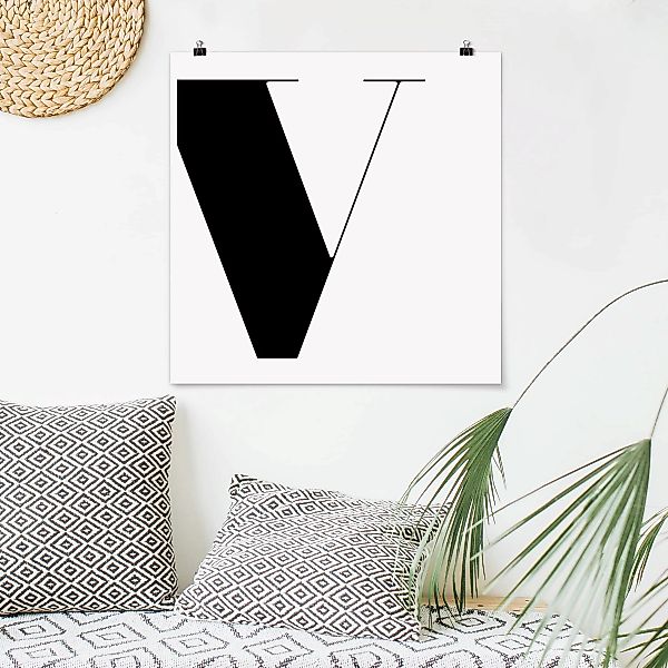 Poster Buchstabe - Quadrat Antiqua Letter V günstig online kaufen