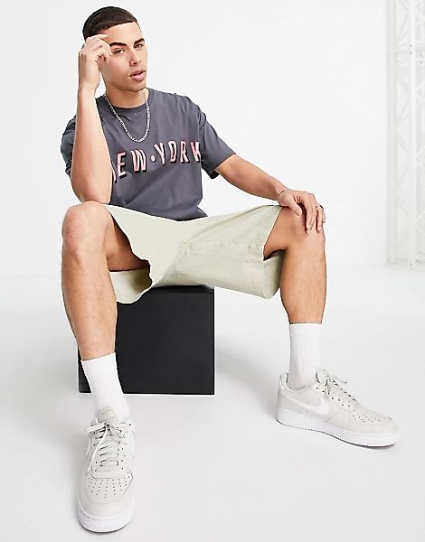 New Look – Oversize-T-Shirt mit „New York“-Print in Grau günstig online kaufen