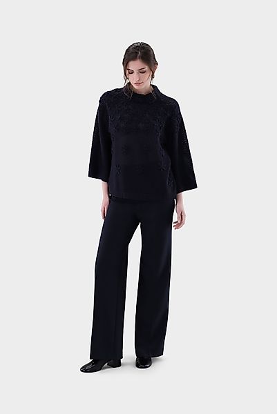 Pullover mit 3D-Muster und Stehkragen günstig online kaufen