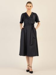 Apart Midikleid us mattschimmerndem Satin günstig online kaufen
