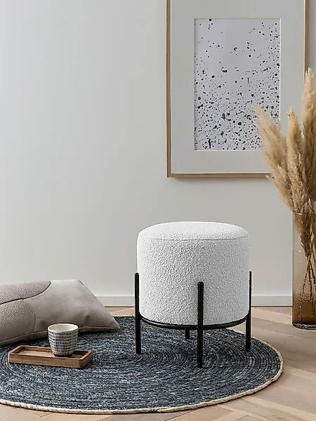SalesFever Polsterhocker, mit Design-Gestell aus schwarzem Metall günstig online kaufen