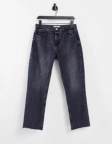 Topshop – Gerade geschnittene Jeans in verwaschenem Schwarz günstig online kaufen