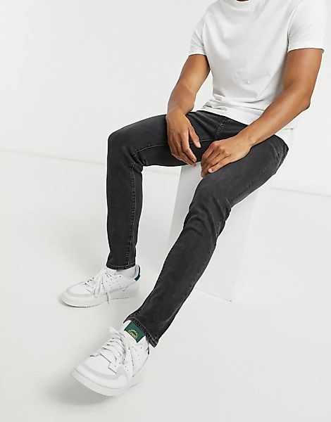 Levi's – 510 – Eng geschnittene Jeans in schwarzer Fandingle-Advanced-Wasch günstig online kaufen