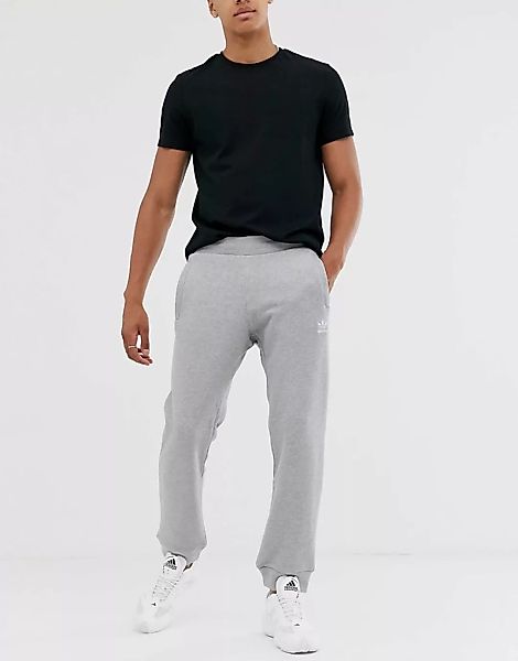 adidas Originals – Essentials – Jogginghose mit Logo in Grau günstig online kaufen