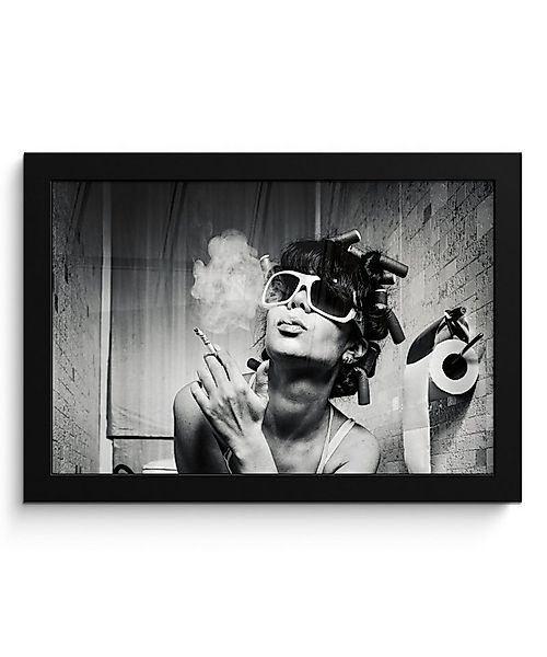MuchoWow Poster Frau - Vintage - Lockenwickler - Toilette - Zigarette, (1 S günstig online kaufen