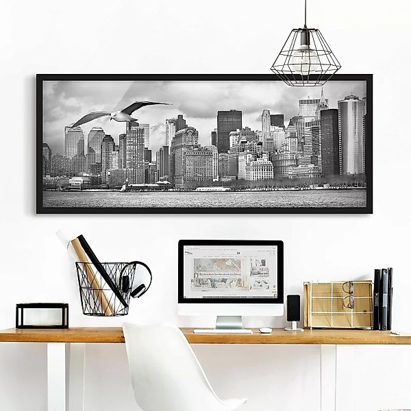 Bild mit Rahmen Architektur & Skyline - Panorama No.YK1 New York II günstig online kaufen