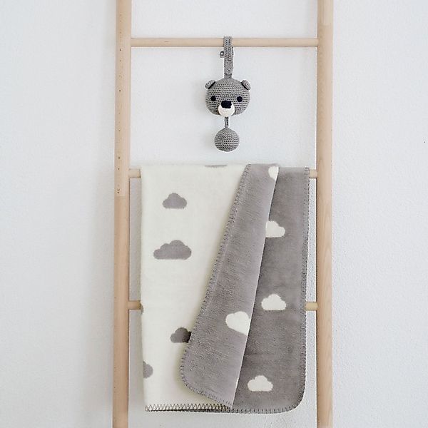 Babydecke mit Wolken aus 100% Bio-Baumwolle, günstig online kaufen