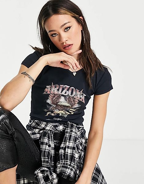 Topshop – Knapp geschnittenes T-Shirt in Schwarz mit „Arizona“-Print und V- günstig online kaufen