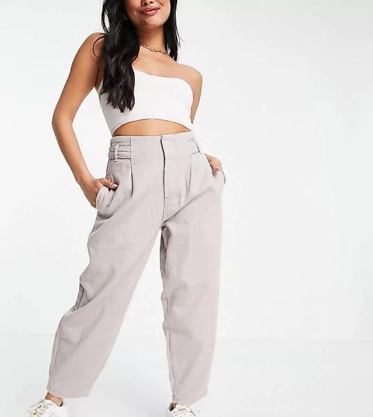 Missguided Petite – Lässige Jeans mit Schlaufendetails in Lila, Kombiteil günstig online kaufen