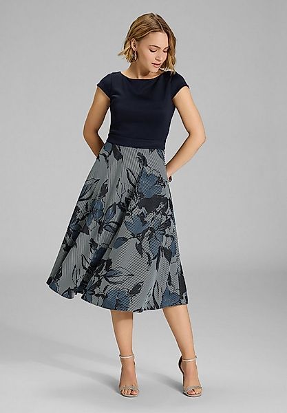 SWING Cocktailkleid Taillierter Schnitt mit ausgestelltem Rockteil günstig online kaufen