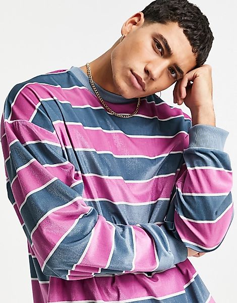 ASOS DESIGN – Gestreiftes Oversized-Sweatshirt aus Velours in Rosa günstig online kaufen