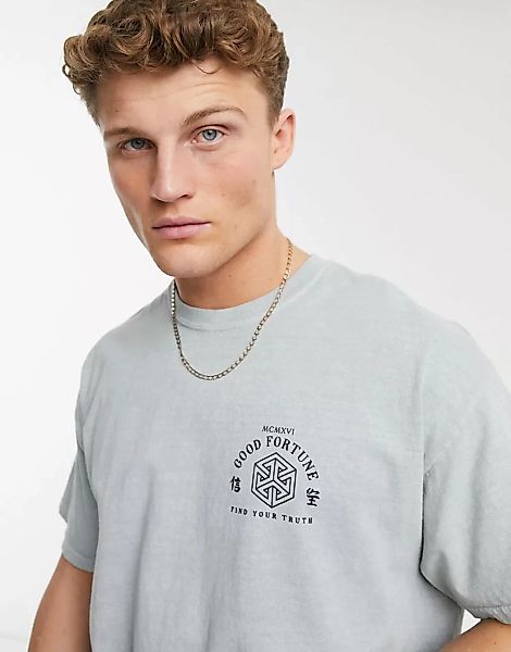 New Look – Hellgrünes Oversize-T-Shirt mit Print auf der Brust günstig online kaufen