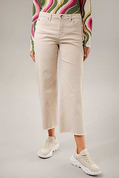 Aniston CASUAL 7/8-Jeans mit leicht ausgefranstem günstig online kaufen