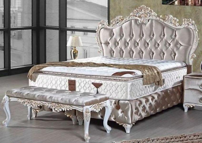 Casa Padrino Bett Doppelbett Silber / Weiß / Gold - Samt Bett mit Glitzerst günstig online kaufen