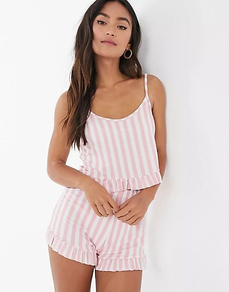 In The Style x Billie Faiers – Pyjama-Set mit Shorts und Rüschensaum in Ros günstig online kaufen