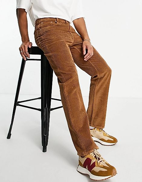 ASOS DESIGN – Gerade Jeans aus Cord in Braun günstig online kaufen