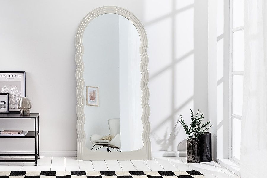 riess-ambiente Wandspiegel WAVE 160cm weiß - Rundbogen, Wellenmuster, lacki günstig online kaufen