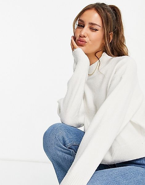 Miss Selfridge – Pullover mit Stehkragen in Creme-Weiß günstig online kaufen