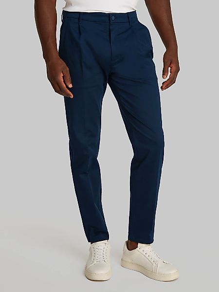 Calvin Klein Bundfaltenhose "SATEEN STRETCH TAPERED PLEAT", in Satin-Optik günstig online kaufen