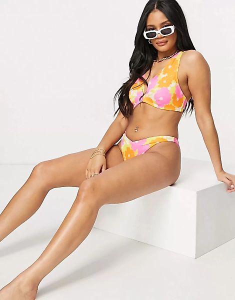 ASOS DESIGN – Bikinihöschen mit hohem Beinausschnitt, V-Ausschnitt vorne un günstig online kaufen