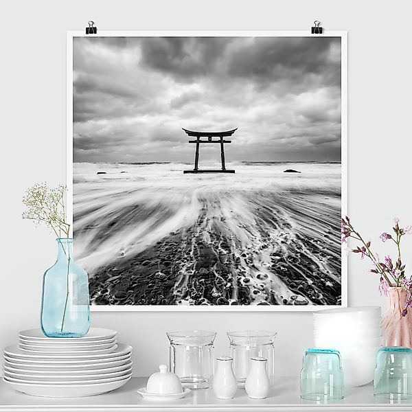 Poster Japanisches Torii im Meer günstig online kaufen