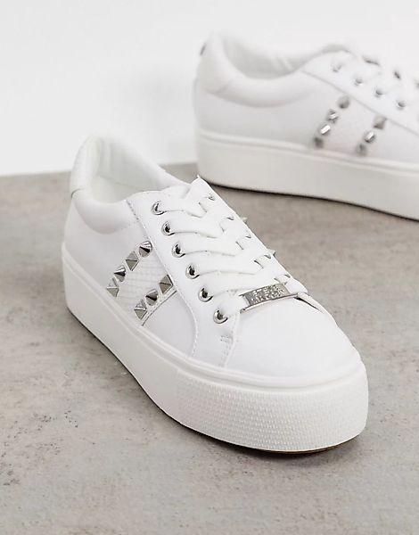 Steve Madden – Escala – Flatform-Sneaker in Kroko-Weiß mit Nietenbesatz günstig online kaufen