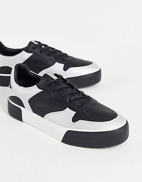 Bershka – Sneaker in Schwarz mit silbernen Kontrastdetails günstig online kaufen