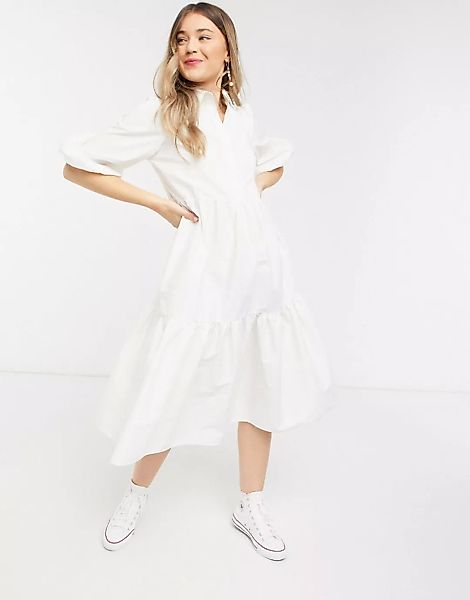 ASOS DESIGN – Gestuftes Midi-Hemdkleid aus Baumwollpopeline in Weiß günstig online kaufen