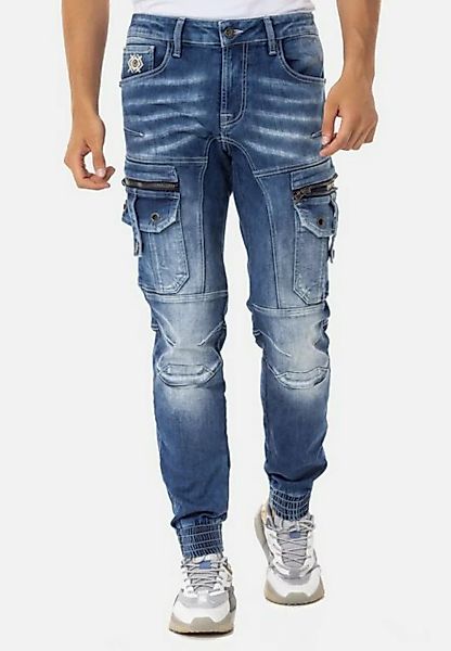 Cipo & Baxx Bequeme Jeans mit trendigen Cargotaschen günstig online kaufen