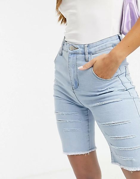 Lasula – Knielange Jeansshorts mit Zierrissen in Blau günstig online kaufen