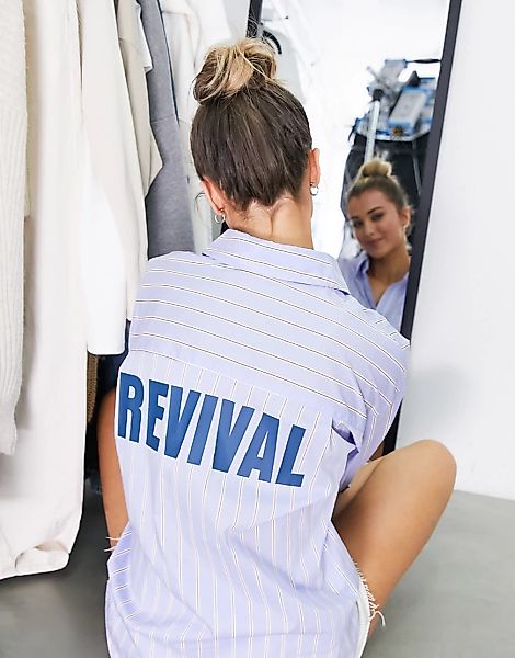 Urban Revivo – Gestreiftes Oversize-Hemd in Blau günstig online kaufen