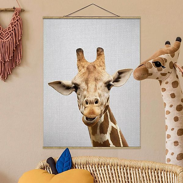 Stoffbild mit Posterleisten Giraffe Gundel günstig online kaufen