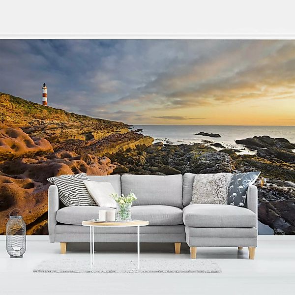Fototapete Tarbat Ness Leuchtturm und Sonnenuntergang am Meer günstig online kaufen