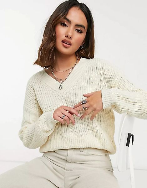JDY – Pullover mit V-Ausschnitt in Creme-Weiß günstig online kaufen