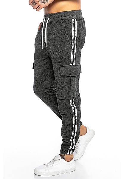 RedBridge Jogginghose mit Seitenstreifen - Cargo-Sweatpants günstig online kaufen