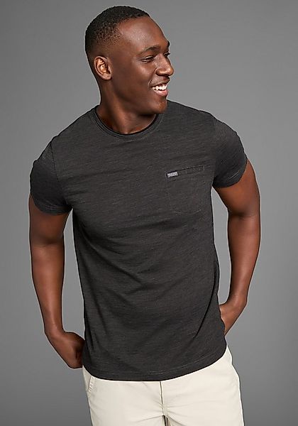 Bruno Banani T-Shirt Mit Doppelkragen und Zierbrusttasche günstig online kaufen