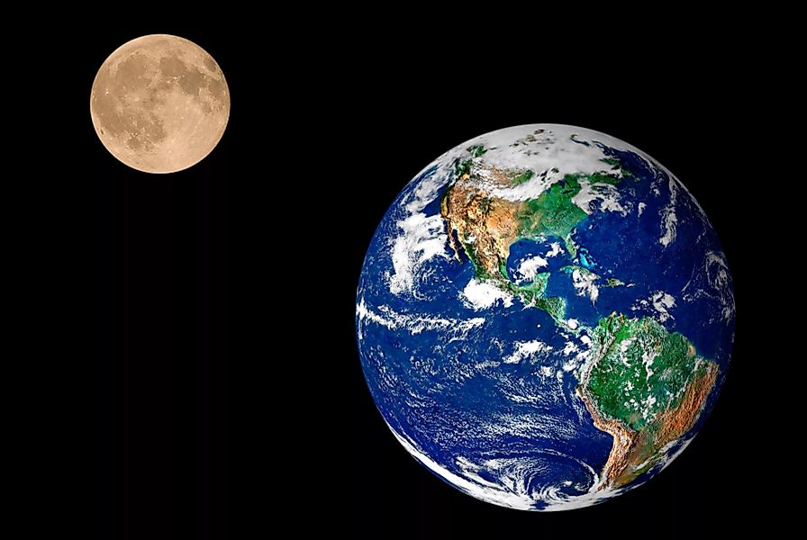 Papermoon Fototapete »Earth and Moon« günstig online kaufen