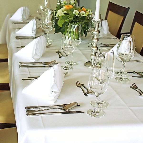 Libusch® Tischdecke Klara, ECKIG, Hochzeit, weiß, günstig online kaufen