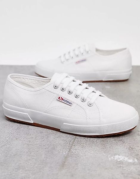 Superga 2750 – Cotu Glitter – Weiße Sneaker mit Logodruck günstig online kaufen
