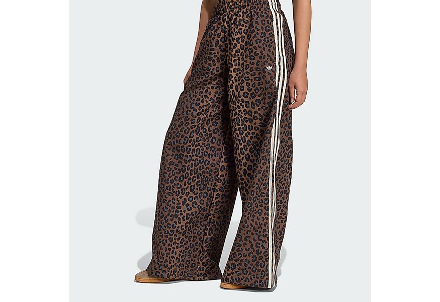 adidas Originals Laufshorts LEOPARD FIREBIRD OVERSIZED TRAININGSHOSE (1-tlg günstig online kaufen